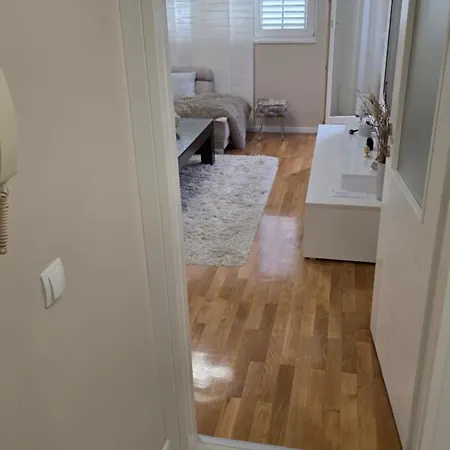 Apartment As *